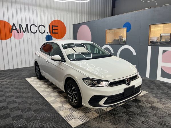 Volkswagen Polo Hatchback, Petrol, 2022, White