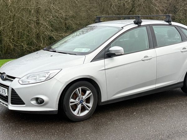 Ford Focus Saloon, Diesel, 2014, Silver