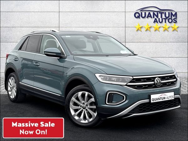 Volkswagen T-Roc SUV, Petrol, 2022, Blue