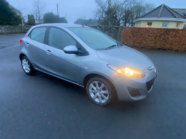 Mazda Mazda2 Hatchback, Petrol, 2015, Grey