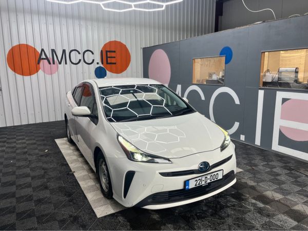 Toyota Prius Saloon, Petrol Hybrid, 2022, White