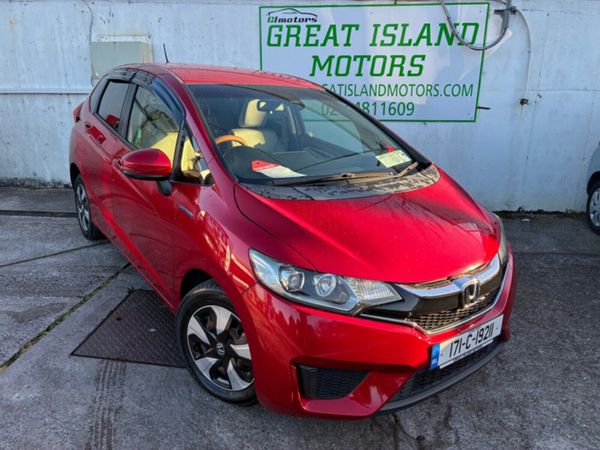 Honda Fit Hatchback, Petrol Hybrid, 2017, Red