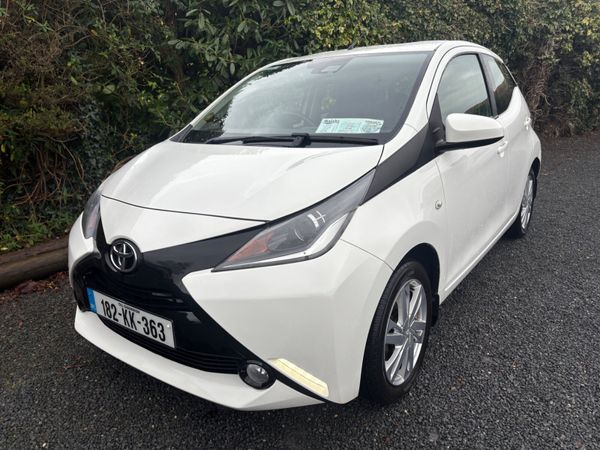 Toyota Aygo Hatchback, Petrol, 2018, White