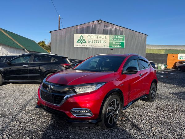Honda Vezel SUV, Petrol Hybrid, 2020, Red