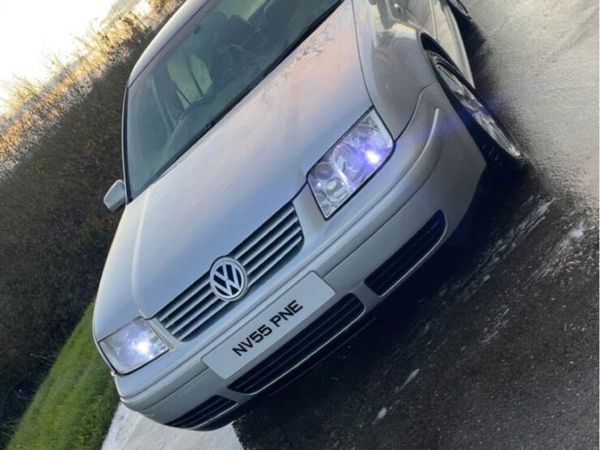 Volkswagen Bora Saloon, Diesel, 2005, Silver