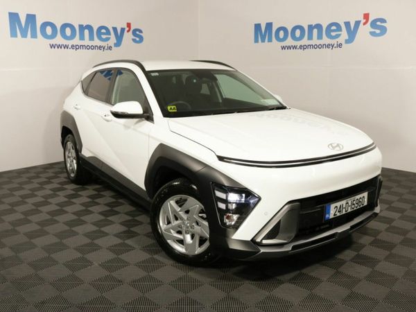 Hyundai KONA SUV, Petrol, 2024, White