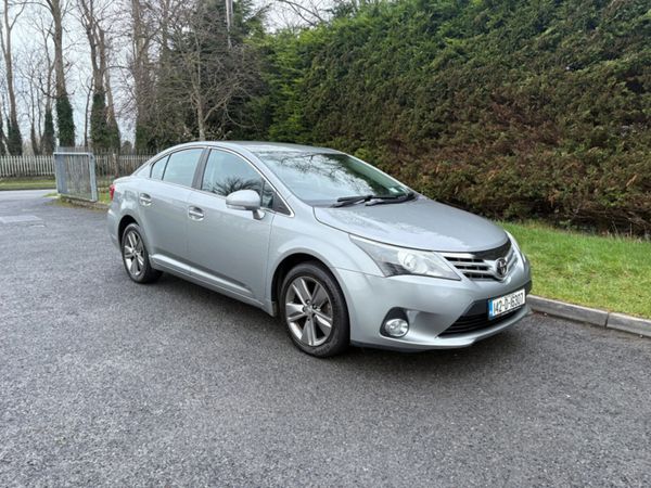 Toyota Avensis Saloon, Diesel, 2014, Grey