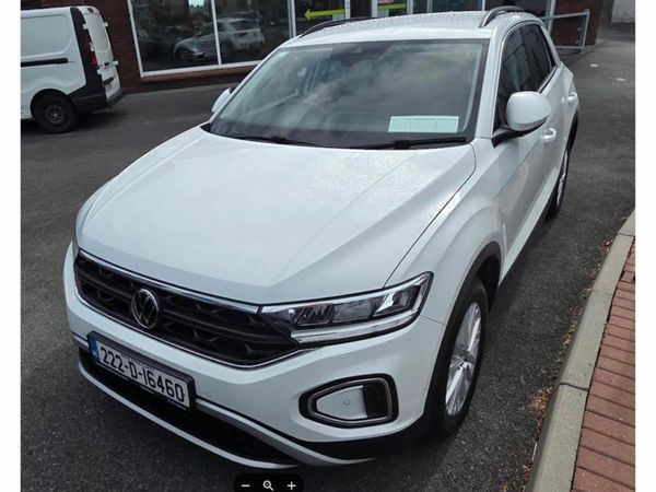 Volkswagen T-Roc Estate, Petrol, 2022, White