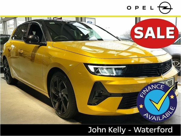 Opel Astra Hatchback, Diesel, 2022, Yellow