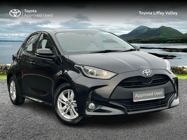 Toyota Yaris Hatchback, Petrol, 2022, Black
