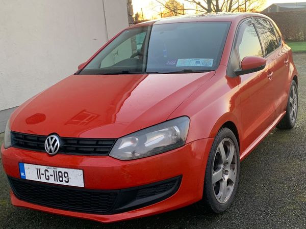 Volkswagen Polo Hatchback, Petrol, 2011, Brown