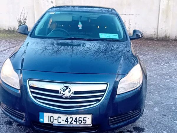 Vauxhall Insignia Hatchback, Diesel, 2010, Blue