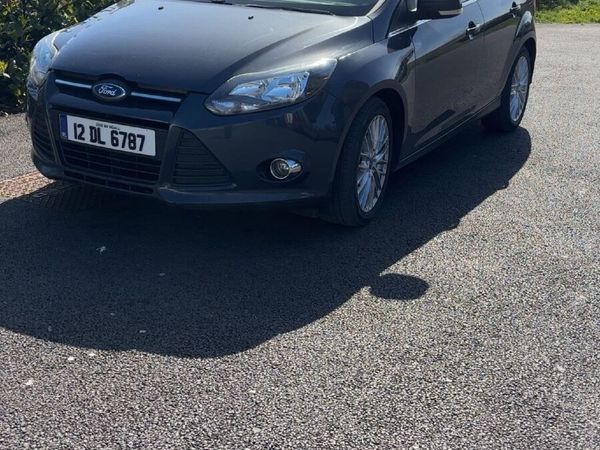 Ford Focus Hatchback, Diesel, 2012, Grey