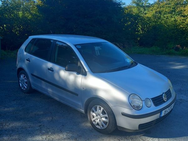 Volkswagen Polo Hatchback, Diesel, 2005, Silver