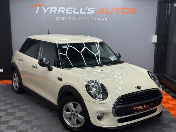 Mini Cooper Hatchback, Petrol, 2019, White