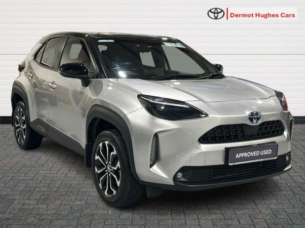 Toyota Yaris Cross Hatchback, Petrol Hybrid, 2023, Silver