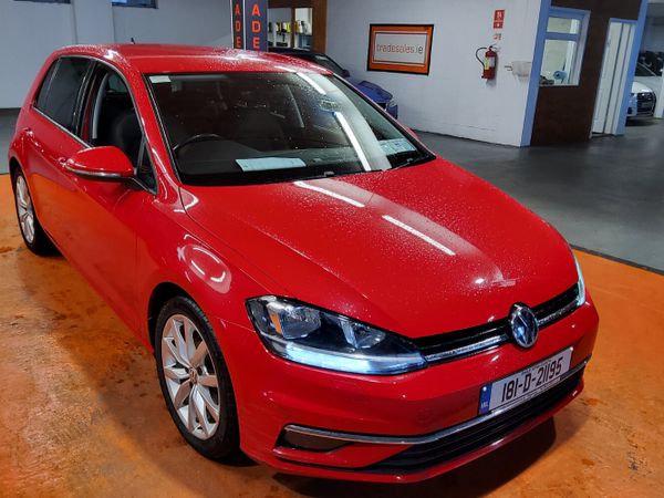 Volkswagen Golf Estate, Petrol, 2018, Red