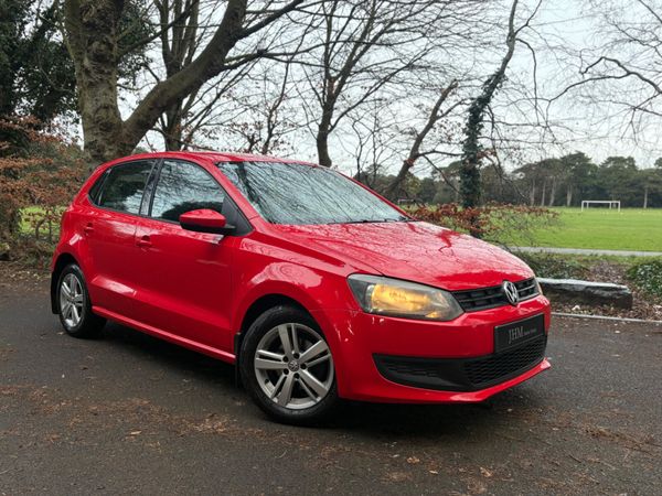 Volkswagen Polo Hatchback, Petrol, 2013, Red