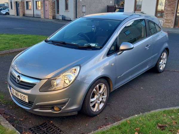 Opel Corsa Hatchback, Petrol, 2007, Silver