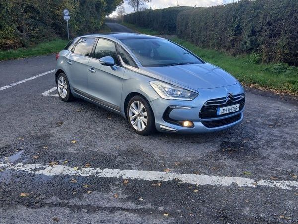 Citroen DS 5 Hatchback, Diesel, 2013, Blue