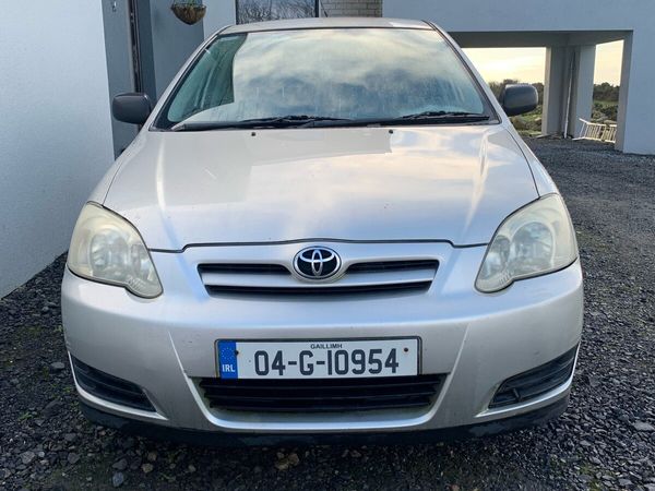 Toyota Corolla Hatchback, Petrol, 2004, Silver