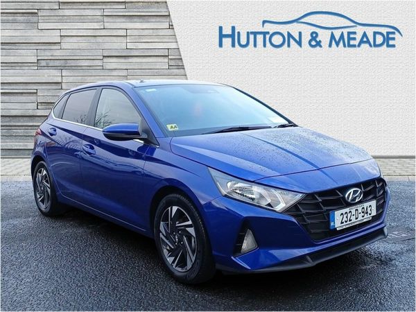 Hyundai i20 Hatchback, Petrol, 2023, Blue
