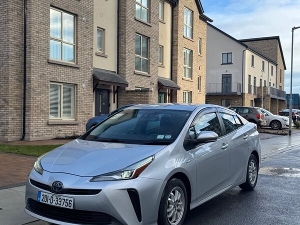 Toyota Prius Hatchback, Petrol Hybrid, 2020, Silver