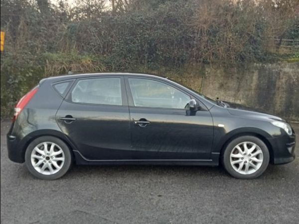Hyundai i30 Hatchback, Petrol, 2010, Black