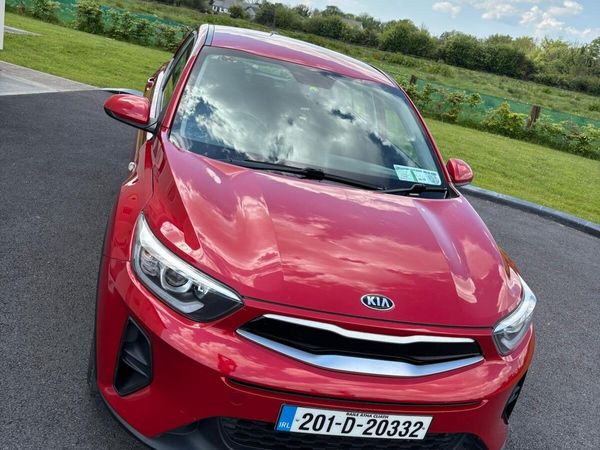 Kia Stonic Estate/Jeep, Petrol, 2020, Red