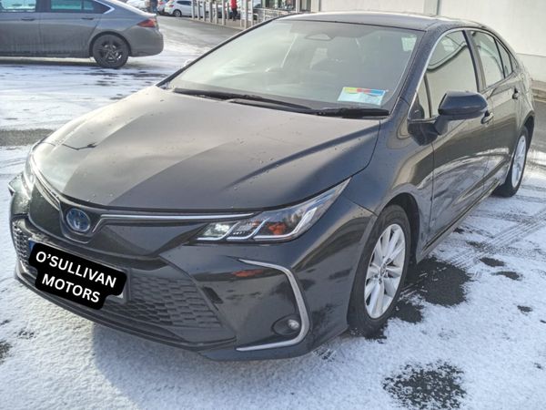 Toyota Corolla Estate/Jeep, Petrol Hybrid, 2022, Black