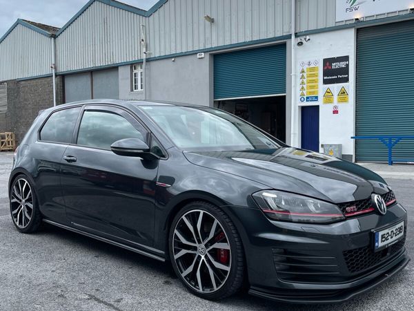 Volkswagen Golf Estate, Petrol, 2015, Grey