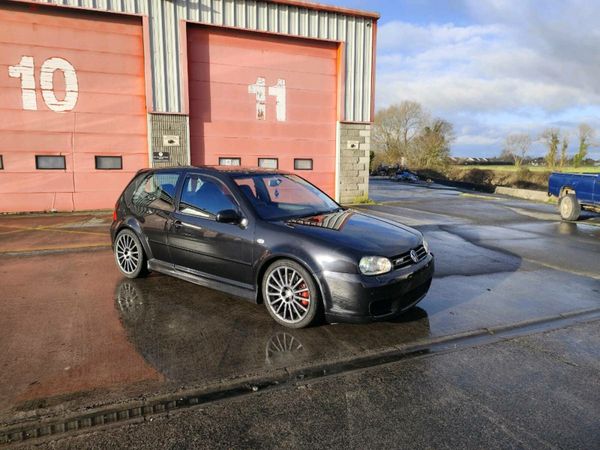 Volkswagen Golf Hatchback, Petrol, 2003, Black