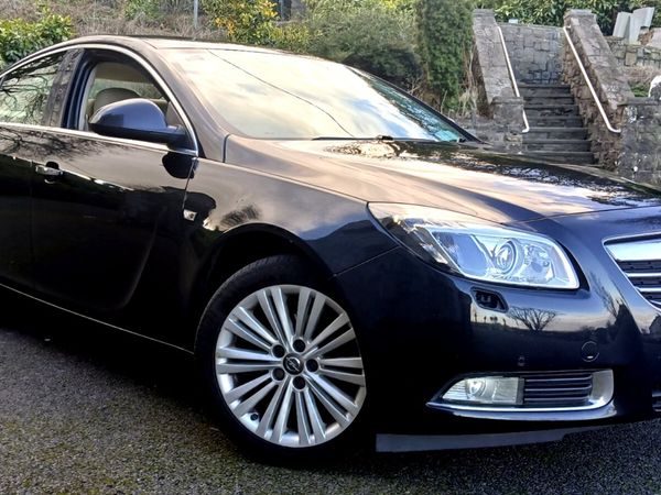 Opel Insignia MPV, Diesel, 2013, Black