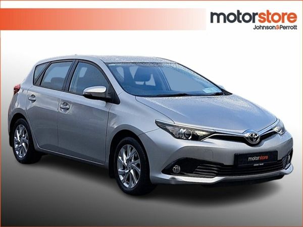 Toyota Auris MPV, Petrol, 2017, Grey