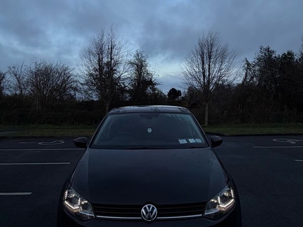Volkswagen Polo Hatchback, Petrol, 2017, Black