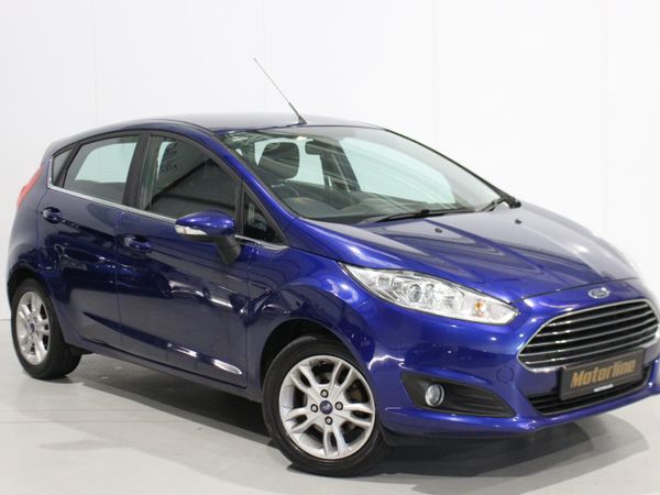 Ford Fiesta Hatchback, Petrol, 2014, Blue