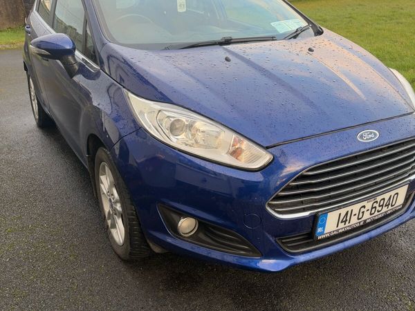 Ford Fiesta Hatchback, Petrol, 2014, Blue