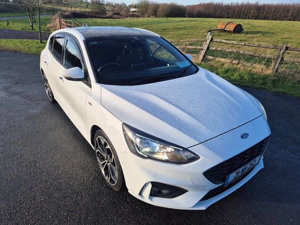 Ford Focus Hatchback, Diesel, 2021, White