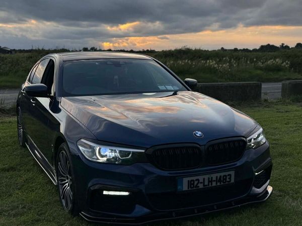BMW 5-Series Saloon, Petrol Plug-in Hybrid, 2018, Blue