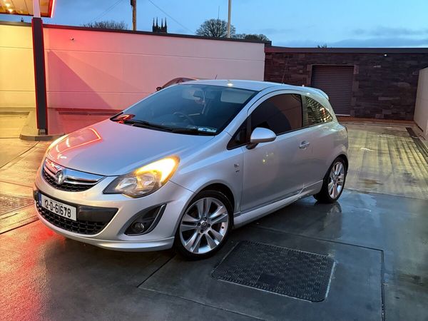 Vauxhall Corsa Hatchback, Petrol, 2012, Silver