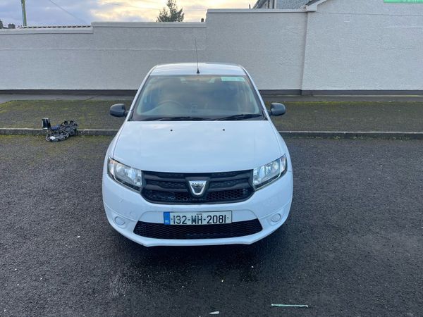 Dacia Sandero Hatchback, Petrol, 2013, White