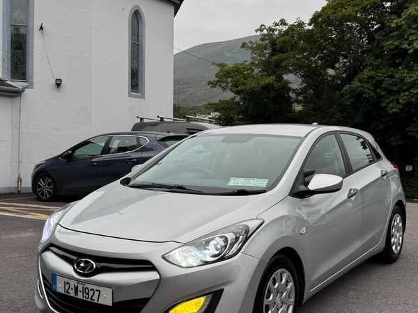 Hyundai i30 Hatchback, Diesel, 2012, Silver