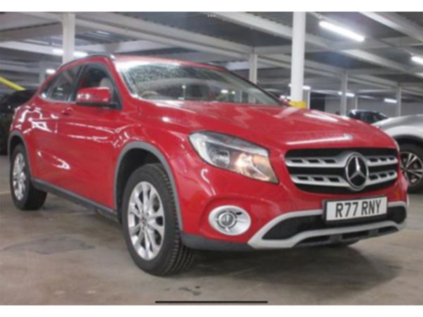 Mercedes-Benz GLA Hatchback, Diesel, 2017, Red