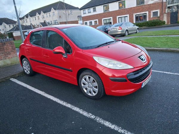 Peugeot 207 Hatchback, Petrol, 2008, Red