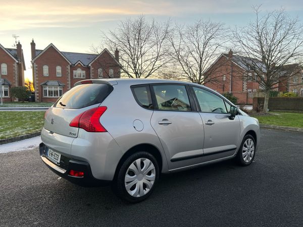 Peugeot 3008 MPV, Diesel, 2010, Silver