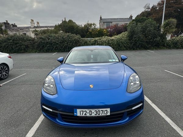 Porsche Panamera Hatchback, Petrol Plug-in Hybrid, 2017, Blue