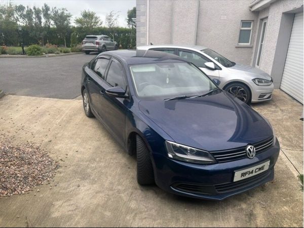 Volkswagen Jetta Saloon, Diesel, 2014, Blue