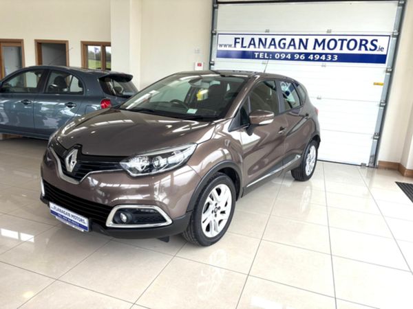 Renault Captur Hatchback, Diesel, 2014, Brown