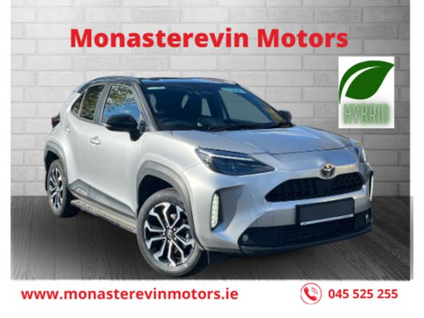 Toyota Yaris Hatchback, Petrol Hybrid, 2024, Grey