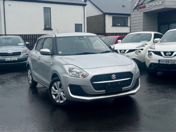 Suzuki Swift Hatchback, Petrol Hybrid, 2022, Silver
